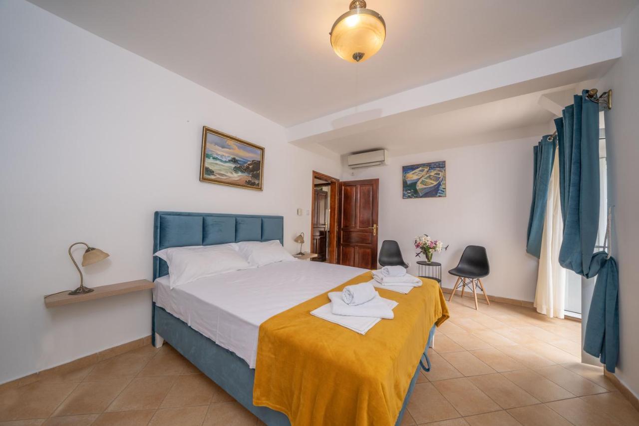 Dobrota Blue Apartment Kotor Luaran gambar